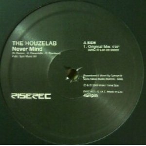 画像: THE HOUZELAB / NEVER MIND 